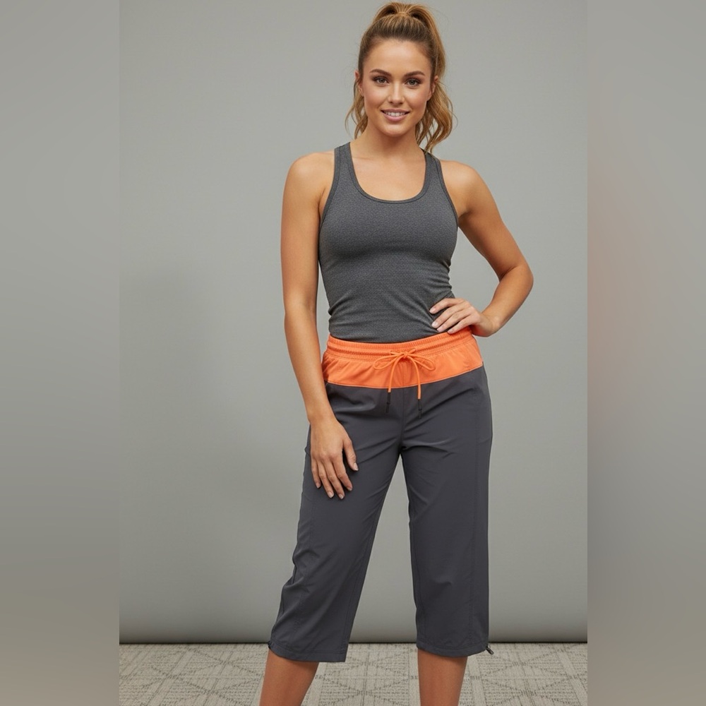 Lululemon capri elastic waist size 8
